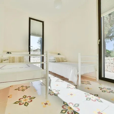 Casale La Pietra Con Piscina *