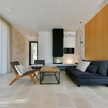 Casale La Pietra Con Piscina Villa Ostuni